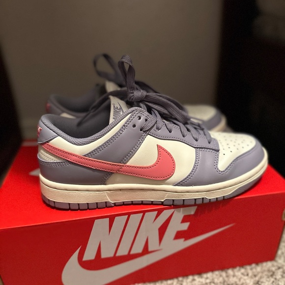 Women dunk low - Picture 7 of 8